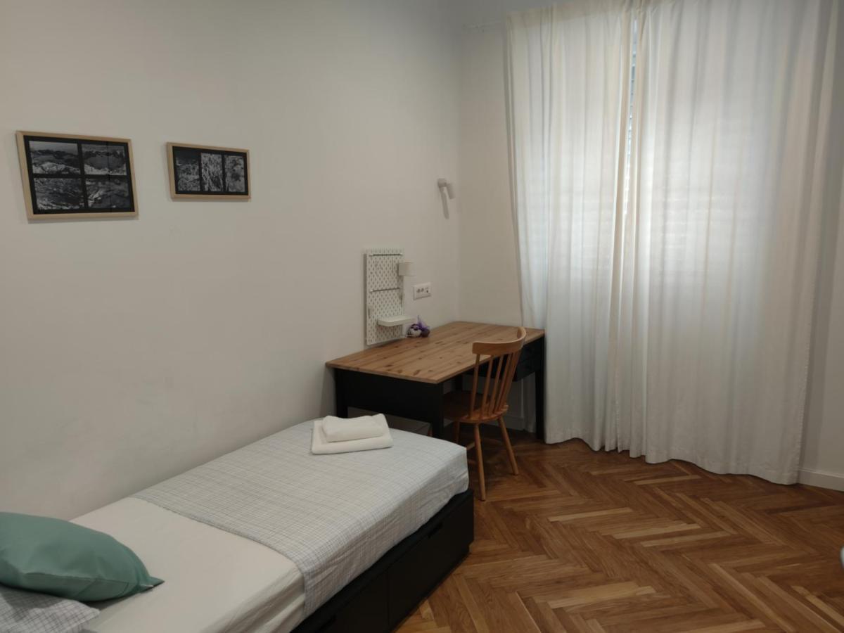 Specious And Newly Decorated At Bacvice Beach Split Exterior foto